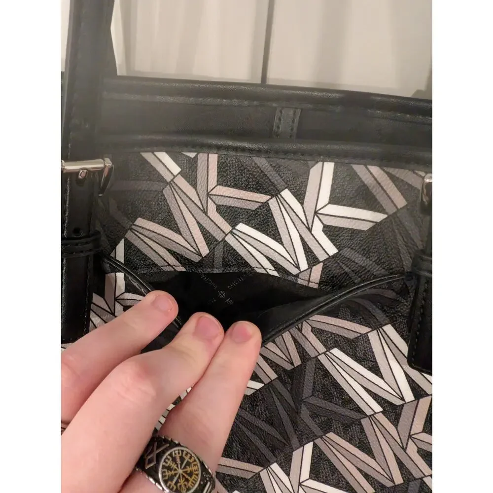 1366 - Michael Kors Jet Set Charm Medium Graphic Logo Carryall Tote Bag - NWT